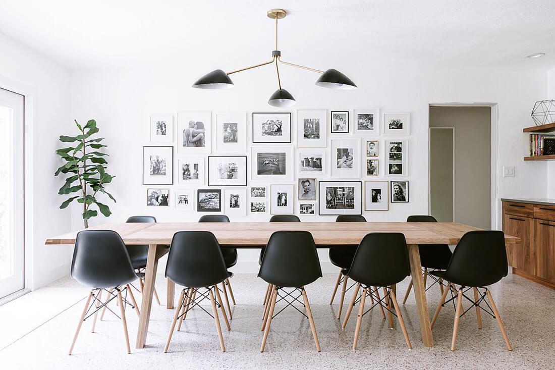 How to Create a Flawless Photo Gallery Wall in 5 Easy Steps • Little Gold Pixel • Follow these 5 steps to create a flawless photo gallery wall. It's easier than you might think to take your mismatched memories and make them chic. #familyphotos #gallerywall #gallerywallideas

Photo © Brie Smeltz / Smeltz Haus