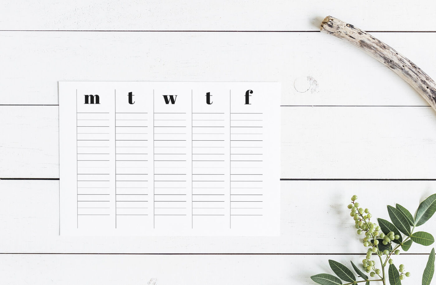 Free Minimalist Planner • Little Gold Pixel • In which I share a free minimalist planner to help you get your ish together (I'm mostly talking to myself here). Download, print and get stuff done today! #minimalist #planner #freeprintable #bulletplanner