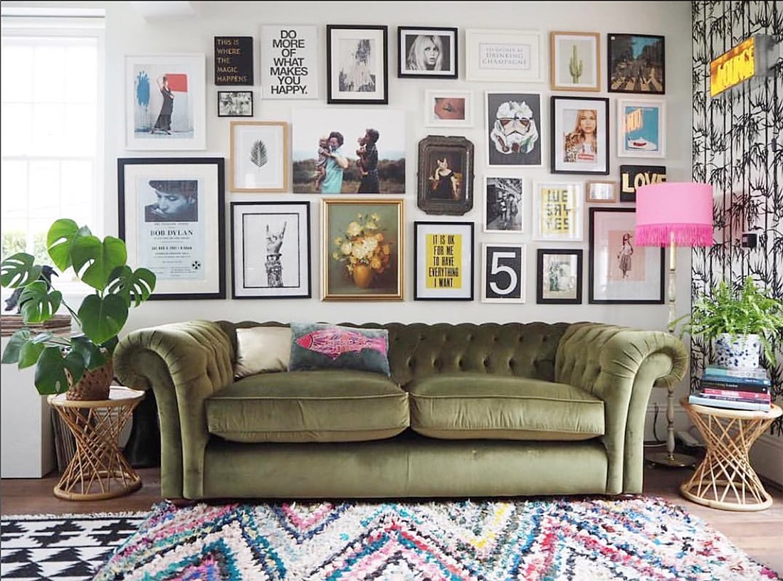 Wall Around the World: A Gallery Wall Series by Little Gold Pixel • Part 4: Upcycled Eclectic Gallery Wall in England • Modern, glam, thrifted • #hometour #decorideas #interiors