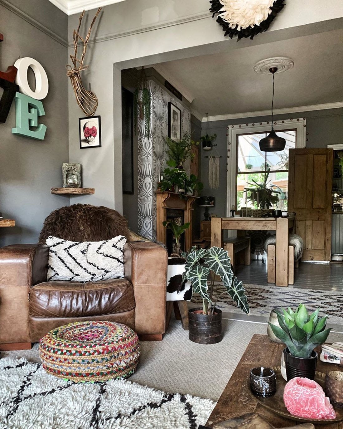 Eclectic eclectic boho decor ideas for a maximalist bohemian look